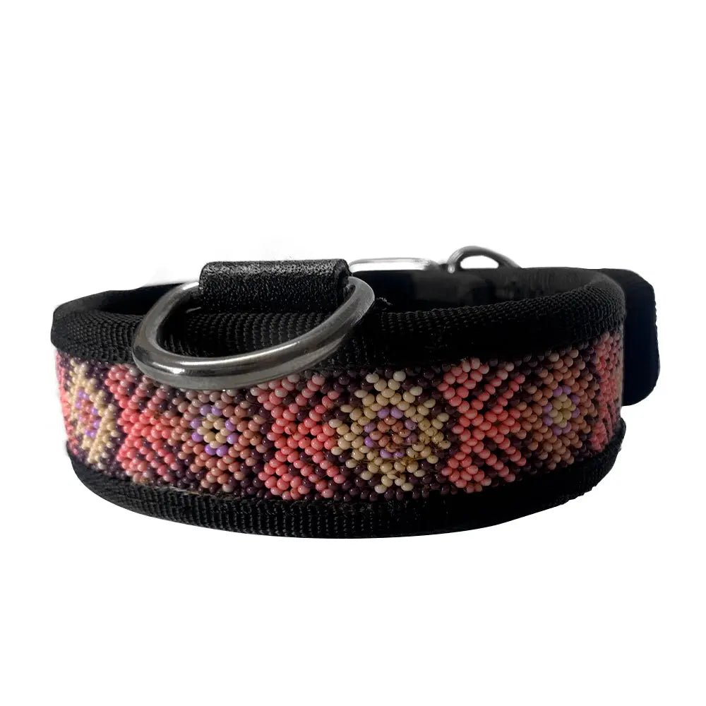 COLLAR ARTESANAL WIXARI PETS FLOR DE HIKURI (ROSA PALO) M - FridaPets - Perro y gato - Guardarropa - FridaPets